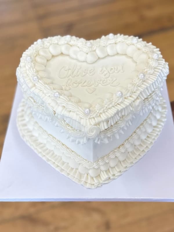 Charly's Bakery