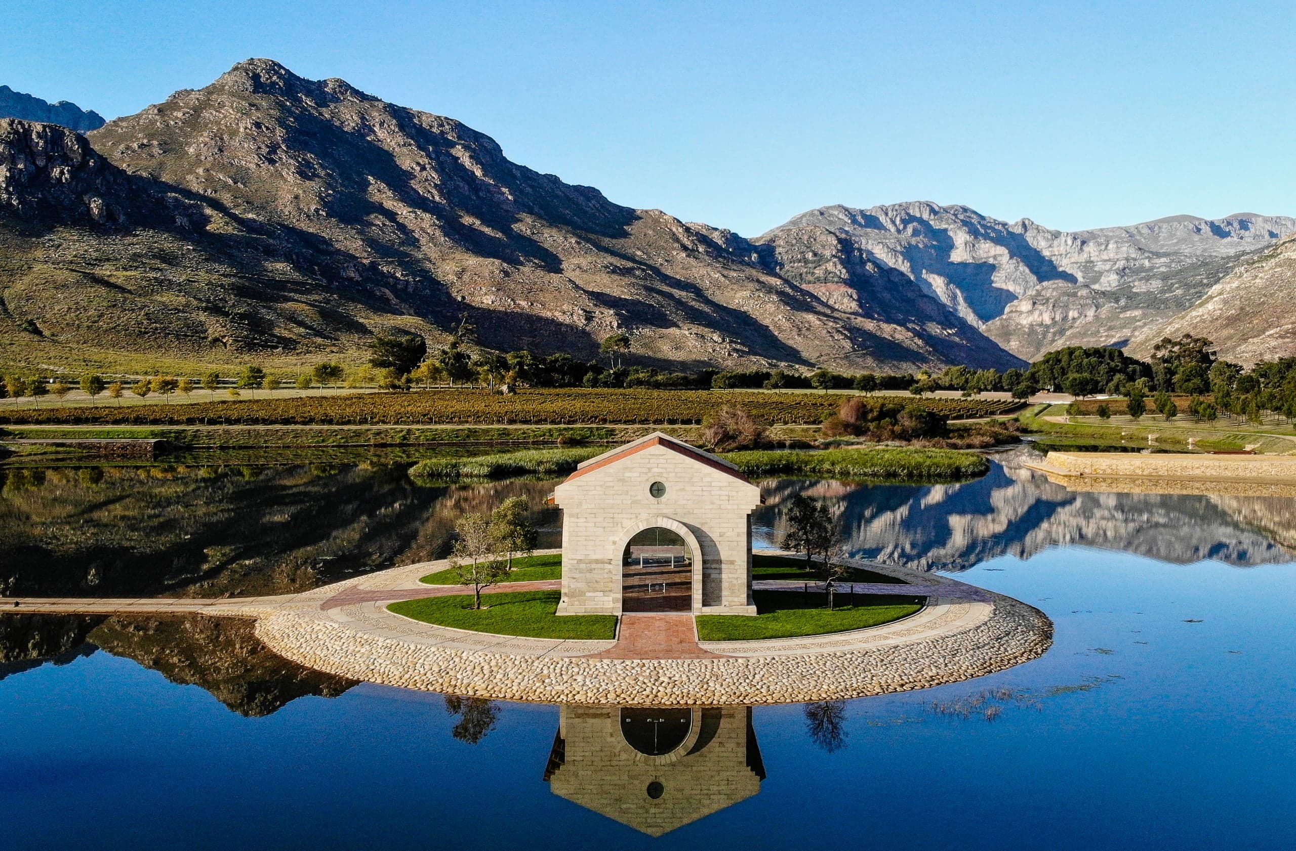 La Roche Estate